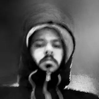 AKAmxth