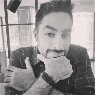 Pouya Sadr