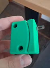 Plastic bottle cutter into strips