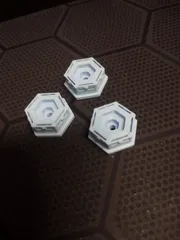 Honeycomb storage wall