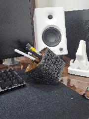Kumiko Pen Holder