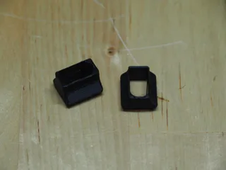 XT60 connector grip / handle for easier release of the plug connection