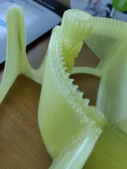 Phone Holder, smooth tilt adjustment, prints in place