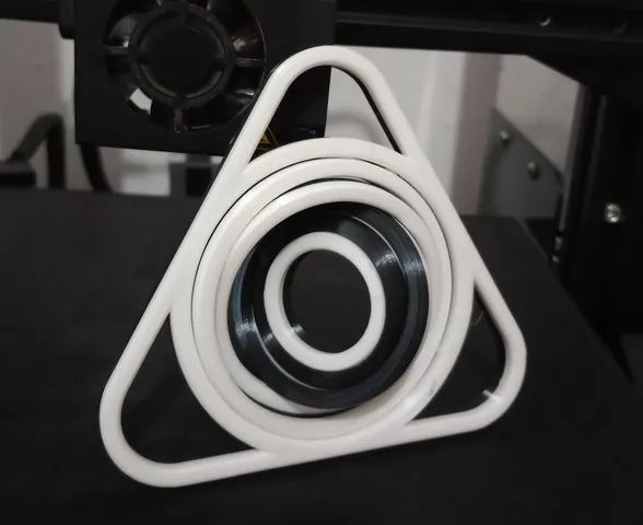 Triangle Gyro Fidget 4 Sizes by Grandpa 3DPrints | Download free STL ...