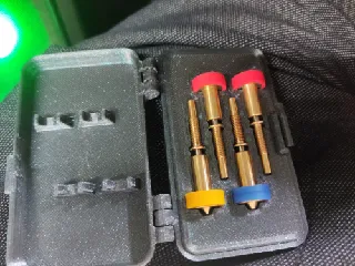 Nozzle Box for E3D Revo Six (print-in-place) - different versions