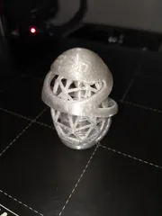 Overhang Egg ~ A 3D Printer stress test.