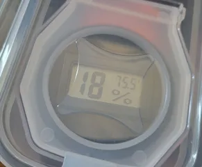 cereal container hygrometer holder