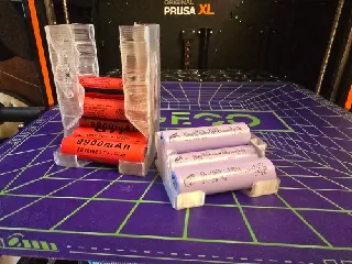 ZigZagStack Battery Dispenser parametric 18650 21700 AAA AA