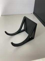 Universal gamepad wall mount