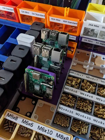Gridfinity Raspberry Pi stand by Ilan Kushnir | Download free STL model ...