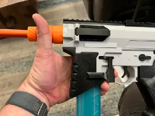 Bk1s/2s talon magwell sleeve