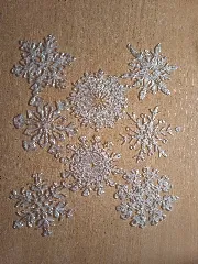 Pack N° 1 -  8 flocons de neige à suspendre - 8 snowflakes to hang