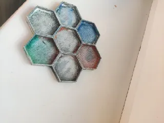 Honeycomb paint palette