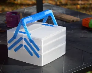 Cantilever tool/sewing box (parametric)