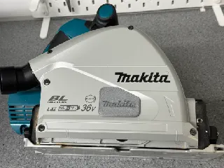 Makita 36V Track Saw Arbor Hole Dust Cover