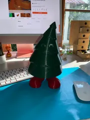Giant scale fix for Cute Christmas tree with shoes