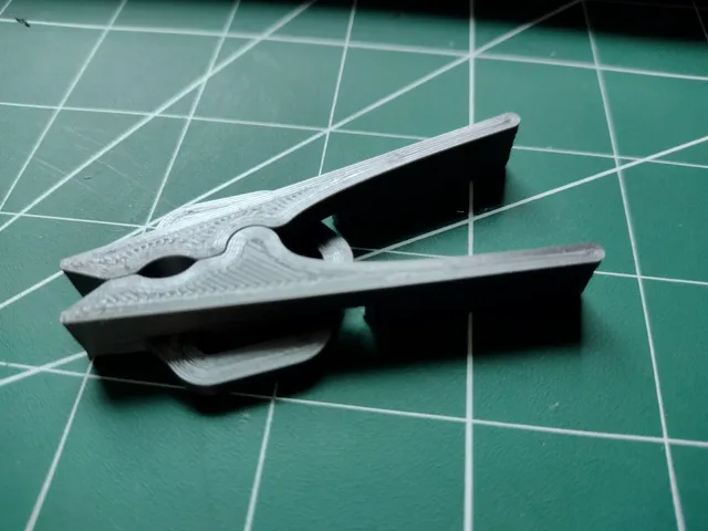 Print in place Clothespin/Clamp by JD3D