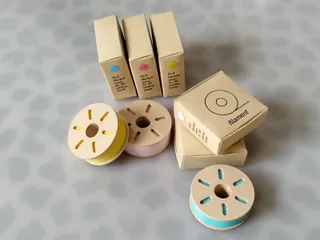 Mini filament spool with replaceable filament