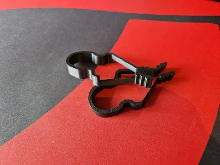 Bicycle gloves hanger clamp / Fahrradhandschuhaufhänger