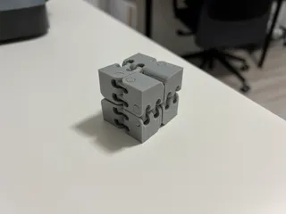 Kobayashi Fidget Cube - Fat Hinge