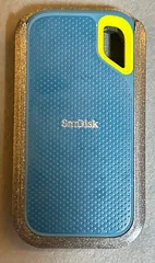 SanDisk Extreme Portable SSD (SDSSDE61) Compact Case