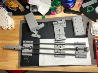 Middle Body of Fractal Vise for cylindrical symmetry type nut