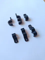 Cable clip / kabelová příchytka