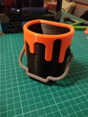 Skadis Drippy Bucket