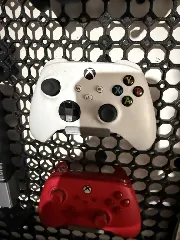 Multiboard Xbox one controller holder