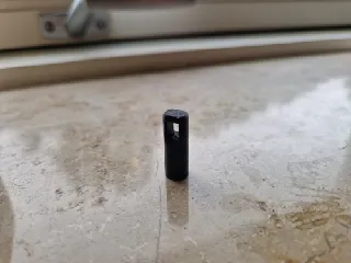Presta valve cap with integrated core remover