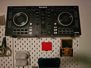 Skadis Keyboard Holder