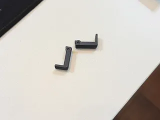 PowerBook Duo Charger Cord Clip