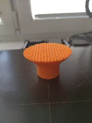Bed cleaning tool