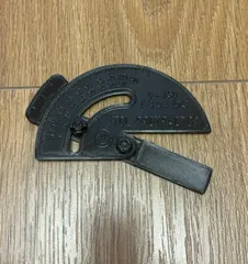The SMALLEST Protractor for CAD modelling (0.1 degree precision angle measurement tool)