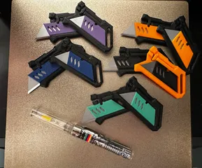 Keychain Knife - One Hand Operation with Finger Guard