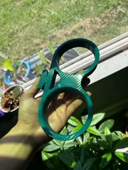 Ford FITS (Maverick) Improved Cupholder
