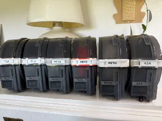 Prusa USS Drybox exterior label mount w filament segment