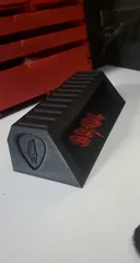 Guitar pick holder