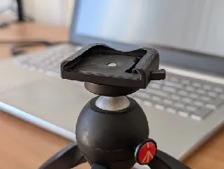 Tripod adapter for Peak Design plate v3