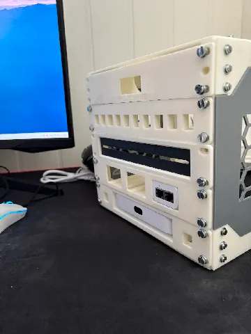 10 inch MiniLab rack cable flap organiser by BannMakes | Download free ...