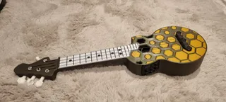 Hex ukulele
