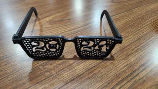 V2! Ergoglasses Ergonomic, Scaleable, Durable & Customizable Partyglasses (inkl. 2024 motive)