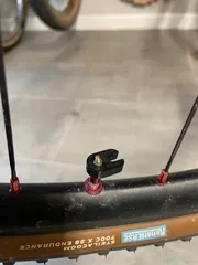 Presta valve tool