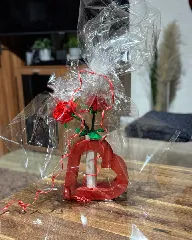 HEART VASE / VALENTINES DAY