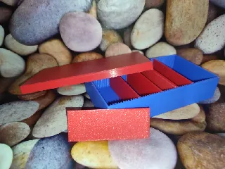 Adjustable box