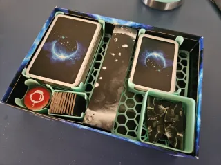 a minimalist box insert for The Crew: The Quest For Planet Nine