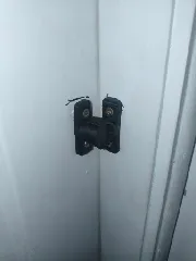 Door latch
