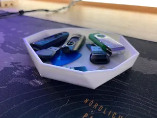 Low Poly Catch-all Tray