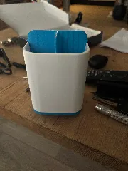 Joseph Joseph Style Toothbrush Holder