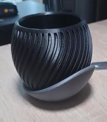 wavy planter · wrap around plate